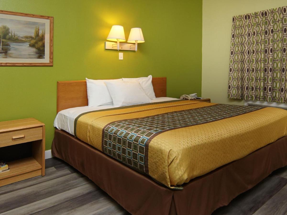 Quality One Motel Weatherford Exterior photo