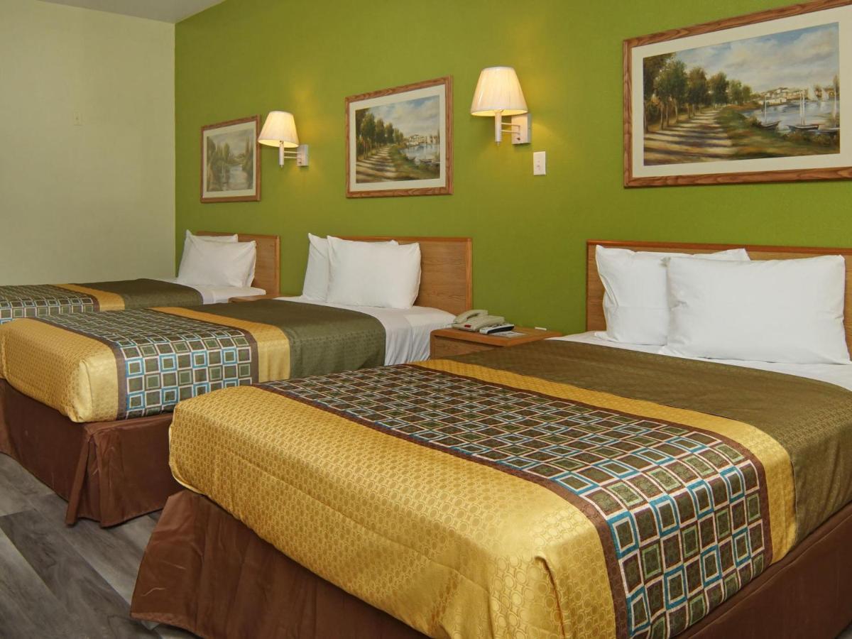 Quality One Motel Weatherford Exterior photo