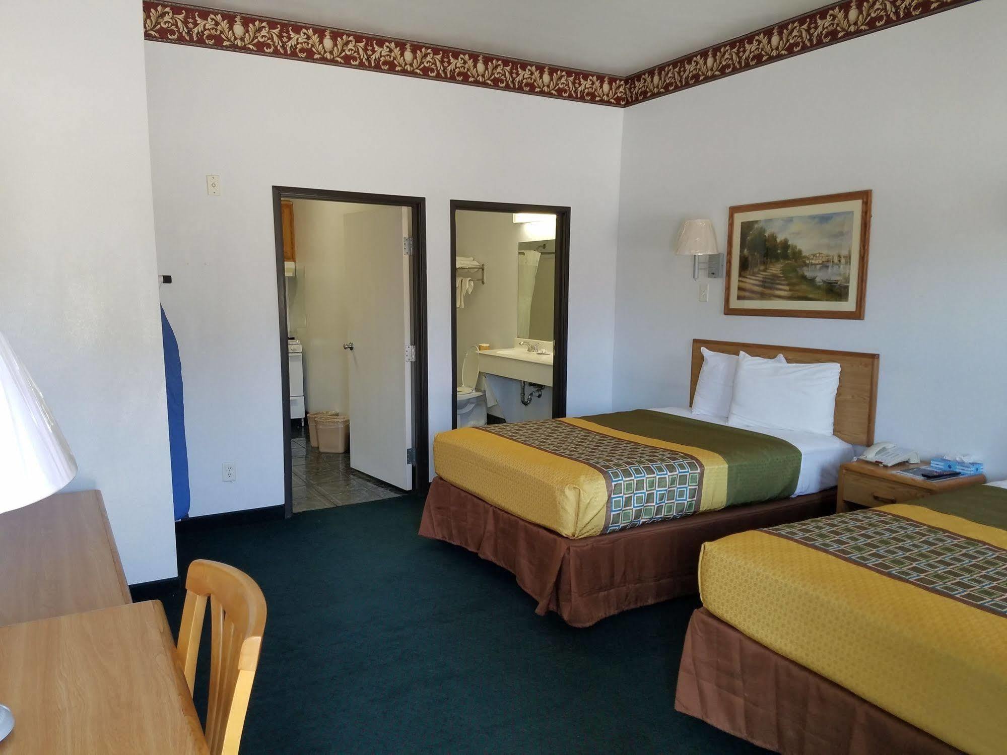 Quality One Motel Weatherford Exterior photo